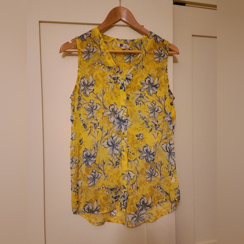 Kut from the Kloth Linda Button Down Blouse